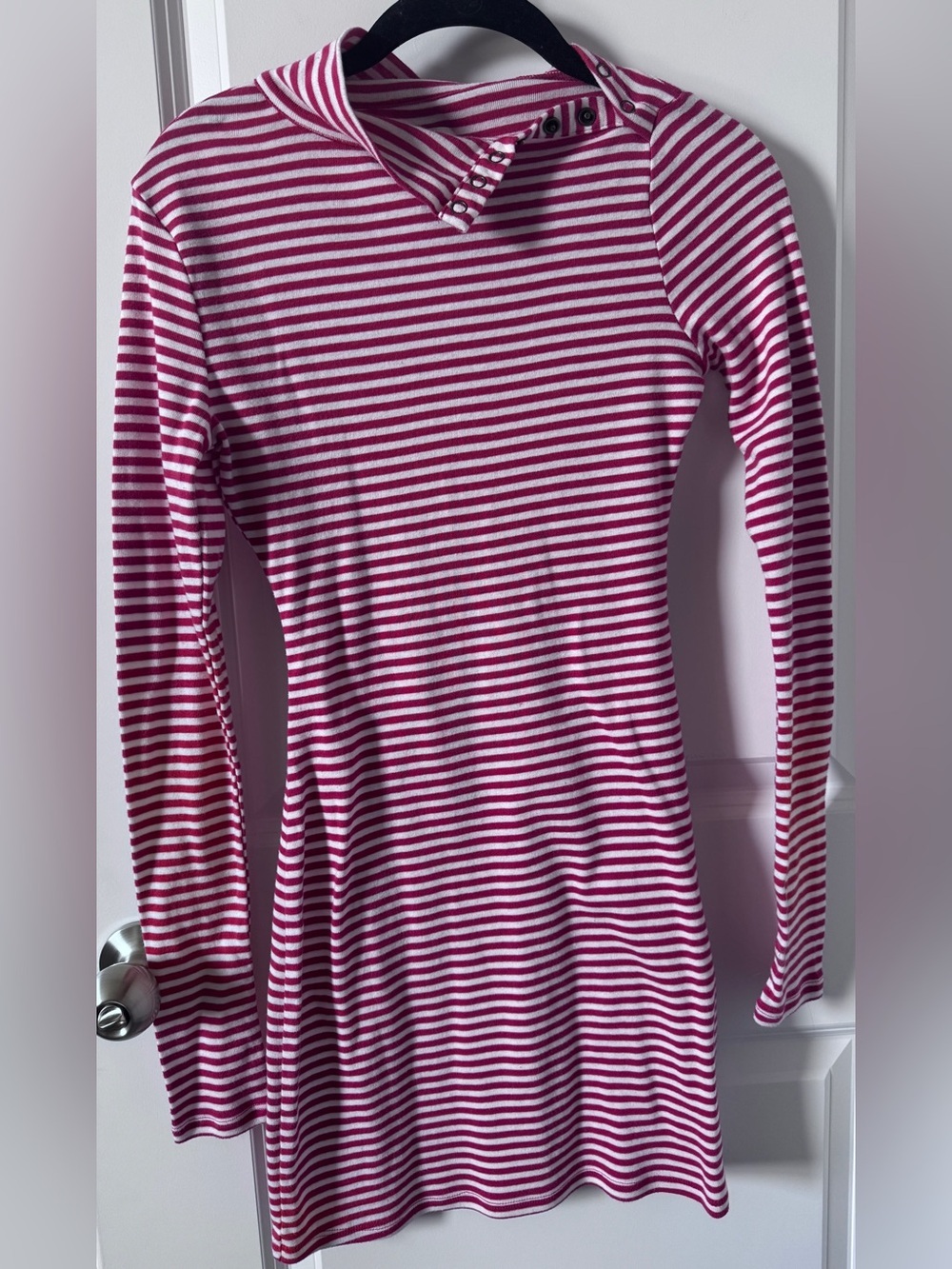 Urban Outfitters BDG Nola mini dress-XS-Mock neck w/snap-button closure-red/whit